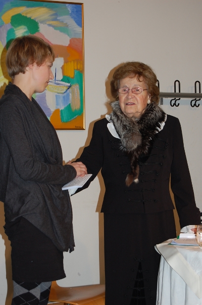 Angelika Hechtl, Ella Bobrowa